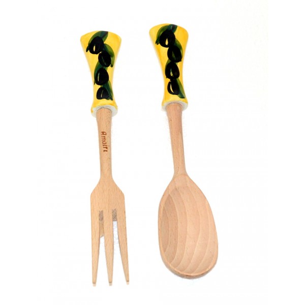 https://www.mcpiccadilly.com/6393-large_default/salad-tongs-olives-wood.jpg